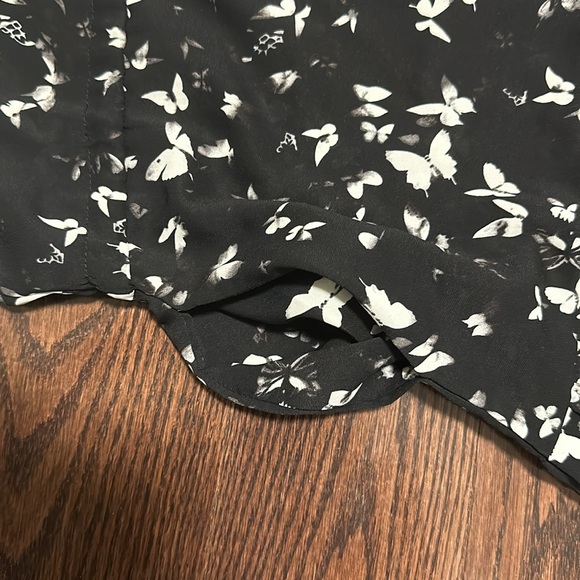 T shirt Dress with Pockets - Picture 3 of 3